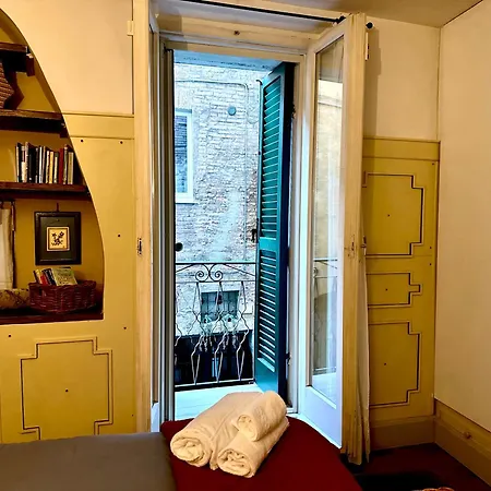Luxury Deco Painter Ca' Dottori Апартаменти *